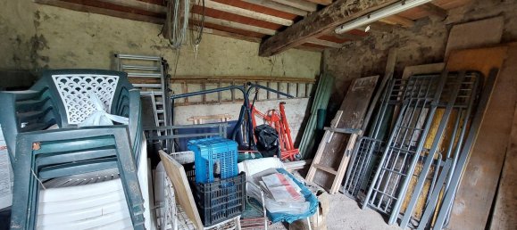 Дом с 6 комнатами в Виккьо, Италия № 154378 25