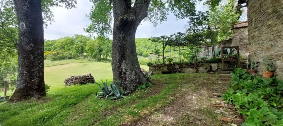 Дом с 6 комнатами в Виккьо, Италия № 154378 28