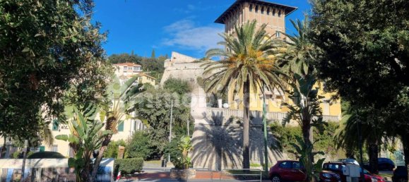 Apartamento de 2 dormitorios en Finale Ligure, Italy No. 358509 31