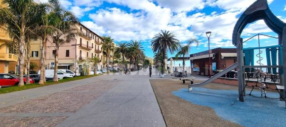 Apartamento de 2 dormitorios en Finale Ligure, Italy No. 358509 29