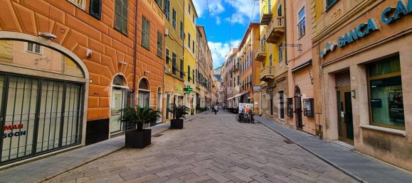 Apartamento de 2 dormitorios en Finale Ligure, Italy No. 358509 22