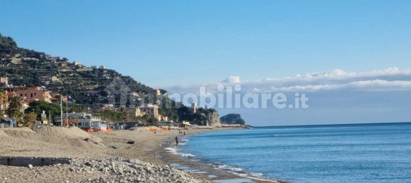 Apartamento de 2 dormitorios en Finale Ligure, Italy No. 358509 40