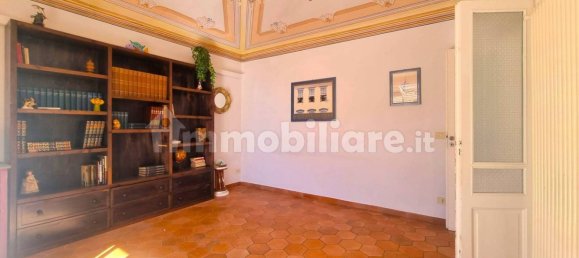Apartamento de 2 dormitorios en Finale Ligure, Italy No. 358509 5