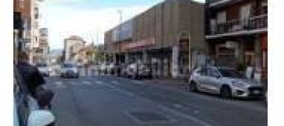 4 bedrooms Apartment in Nichelino, Italy No. 324703 6