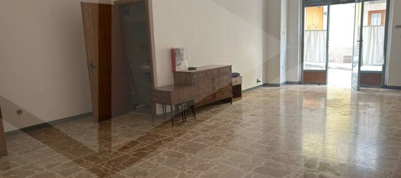 3-Zimmer Gewerbliche Immobilie in San Giovanni Rotondo, Italy, Nr. 23085 7