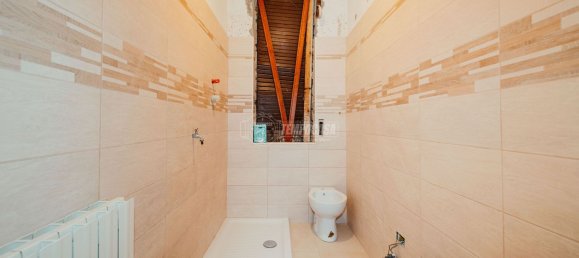 2-Zimmer Wohnung in Voghera, Italy, Nr. 178191 10