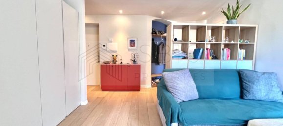 1 bedroom Apartment in Milan, Italy No. 316578 8