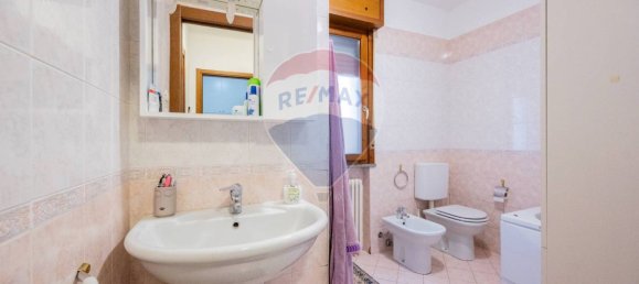 1 bedroom Apartment in Langhirano, Italy No. 56688 17