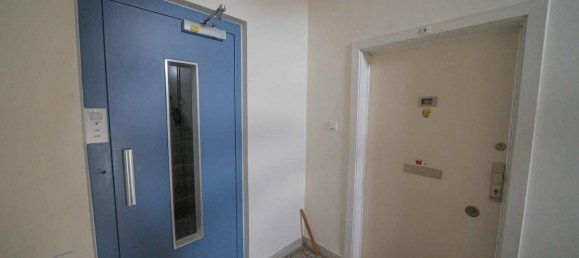 Apartamento de 2 dormitorios en Hernals, Austria No. 180208 20