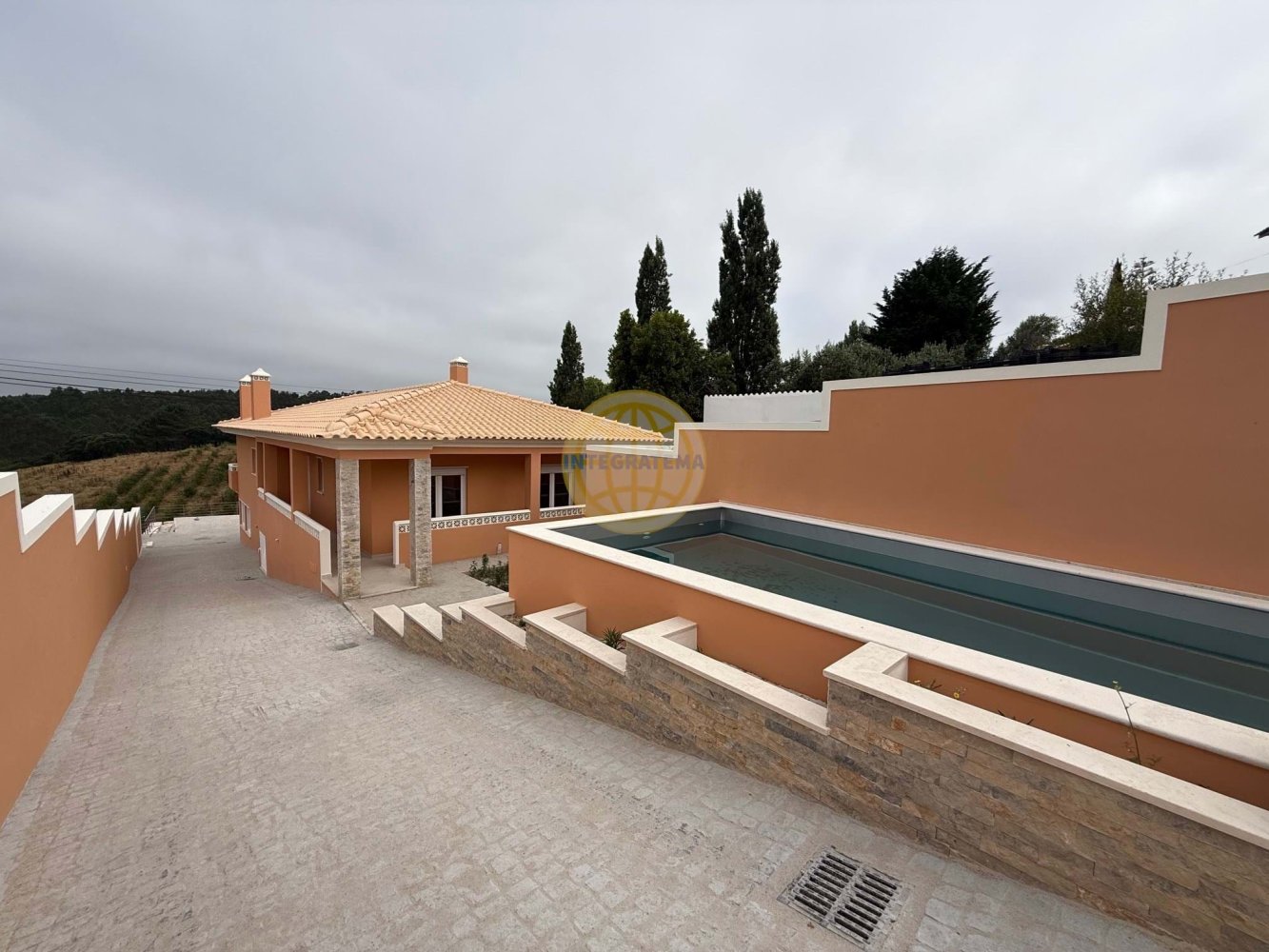 Villa T3 em Salir de Matos, Portugal N.º 76161