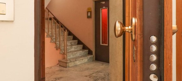 2 Schlafzimmer Wohnung in Turin, Italy, Nr. 339876 5