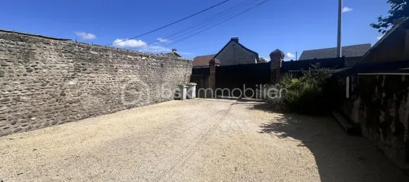 2 bedrooms House in Juillan, France No. 316354 2