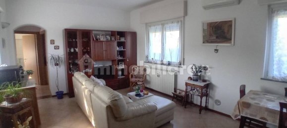 2 bedrooms Villa in Bellinzago Novarese, Italy No. 317603 11