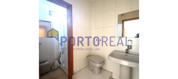 Gewerbliche Immobilie in Matosinhos, Portugal 80m², Nr. 230327 11