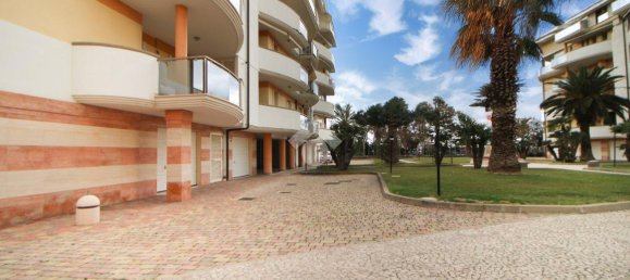 3غرفة شقة في Montesilvano, Italy رقم 234250 55