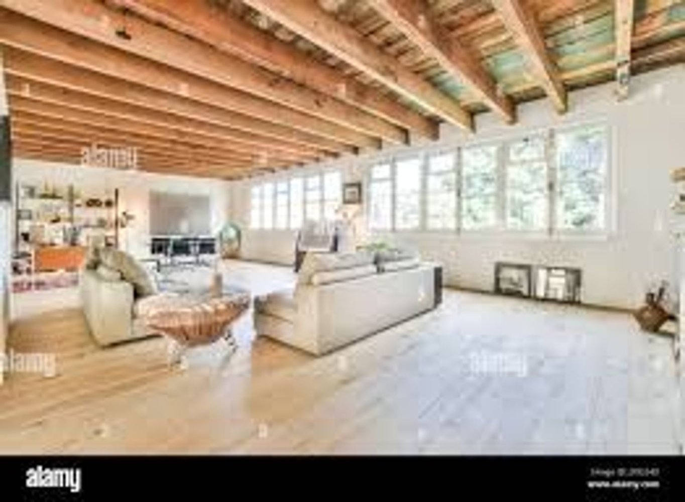 165m² Commercial property in Campagna Lupia, Italy No. 145277