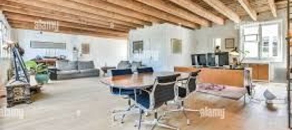 165m² Commercial property in Campagna Lupia, Italy No. 145277 3