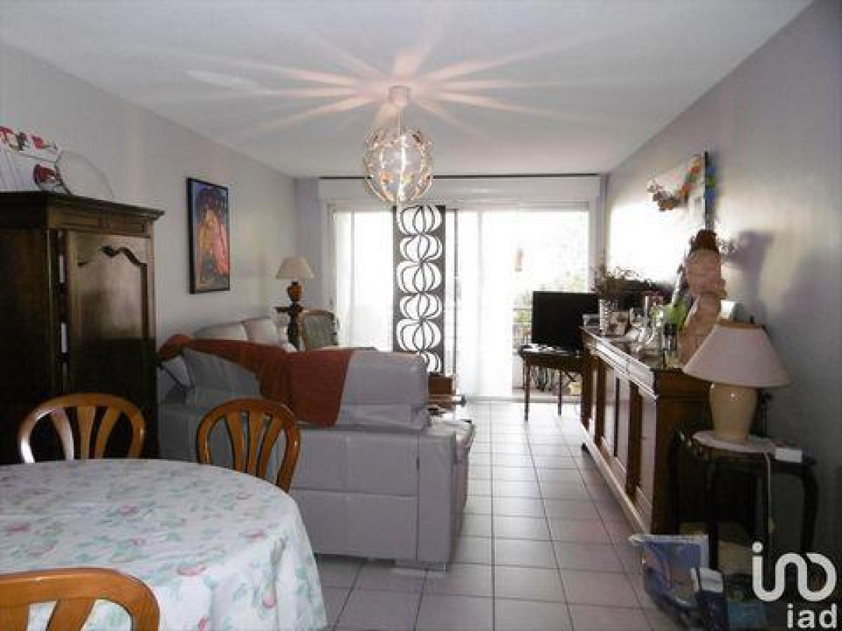 2 bedrooms Condo in Bordeaux, France No. 9832