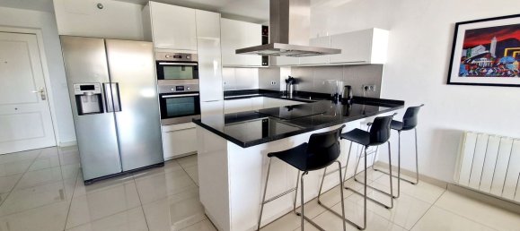 2 bedrooms Apartment in Fuengirola, Spain No. 53210 2