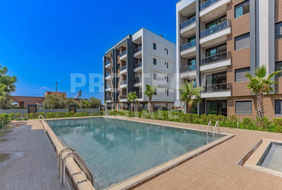 Apartamento de 3 habitaciónes en Altintash, Turkey No. 27792