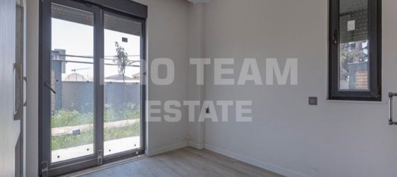Apartamento de 3 habitaciónes en Altintash, Turkey No. 27792 10