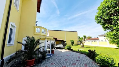 8-salle Maison de ville à St. Polten, Austria No. 186159