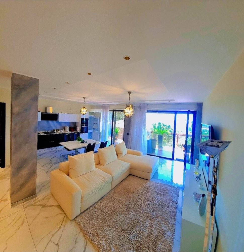 Apartamento de 5 divisões em Bordighera, Italy N.º 145696