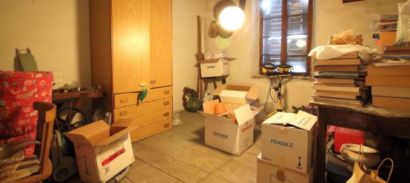 616m² Building in San Giovanni Lupatoto, Italy No. 106148 20