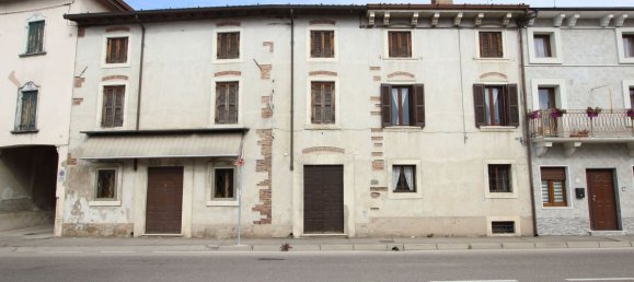 616m² Building in San Giovanni Lupatoto, Italy No. 106148 2