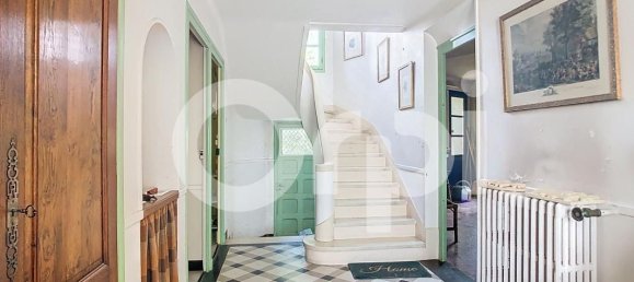 Casa de 6 dormitorios en Perigueux, France No. 296099 3