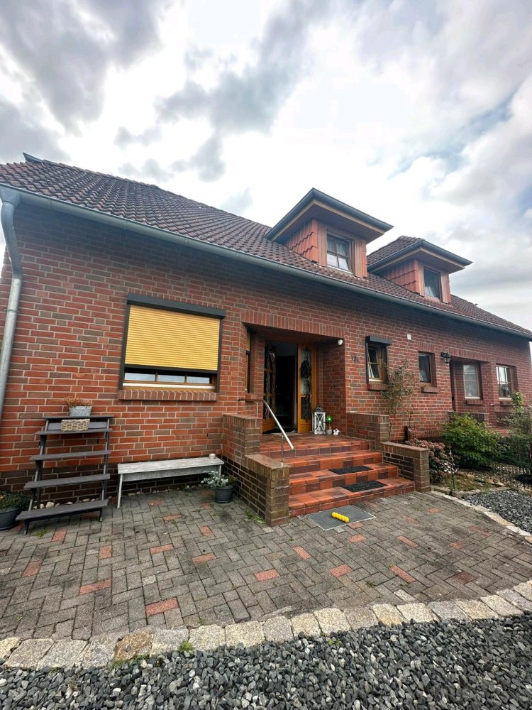 Adosado de 3 dormitorios en Gifhorn, Germany No. 355638