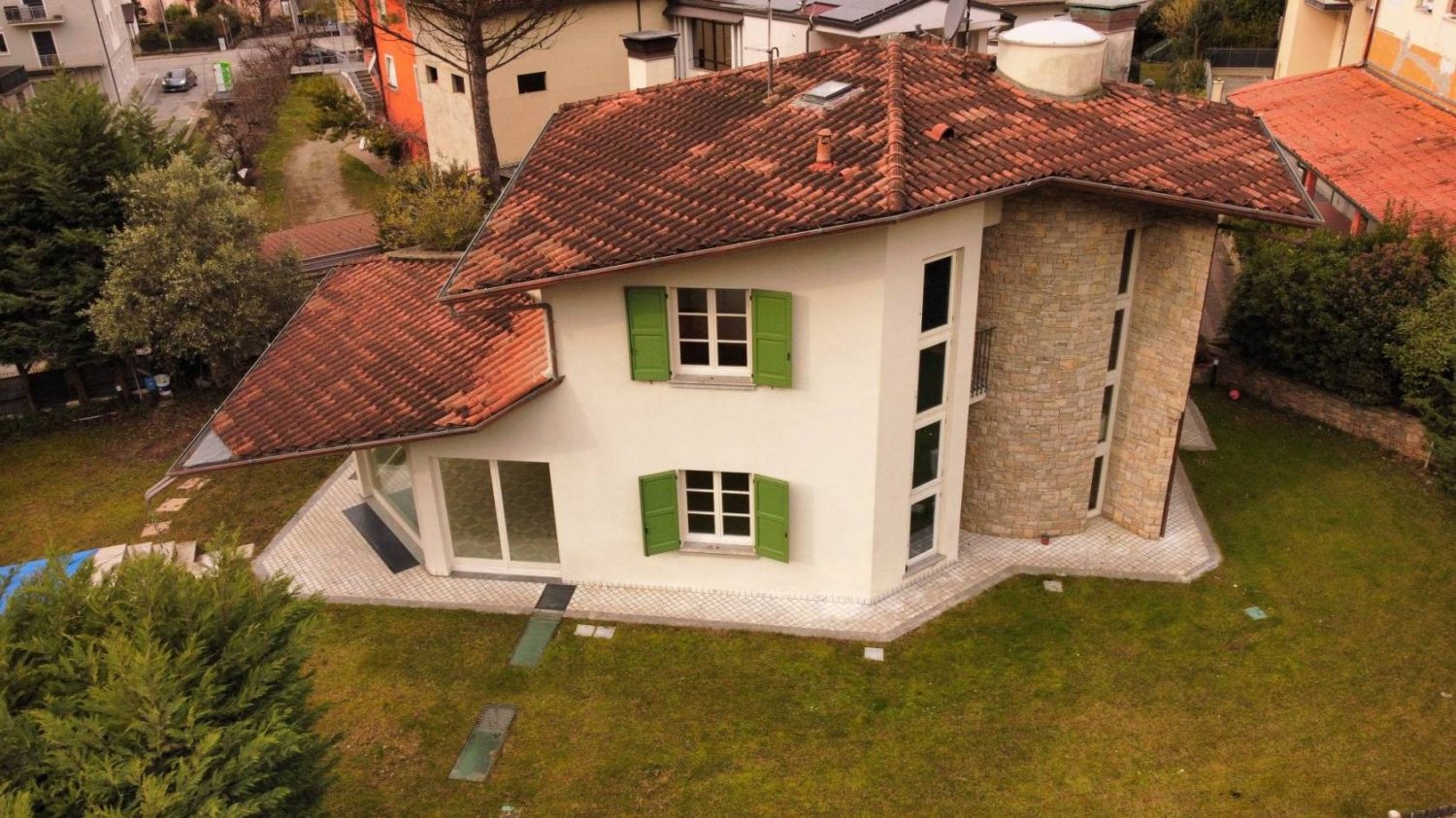 Villa T3 em Vobarno, Italy N.º 142226