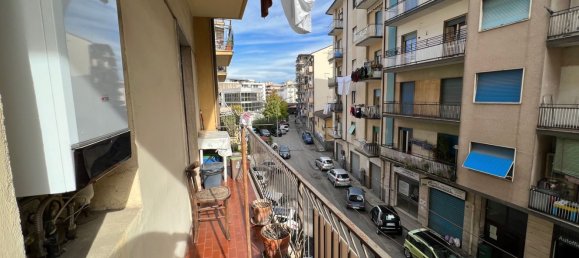 4 rooms Apartment in Cosenza, Italy No. 98014 18