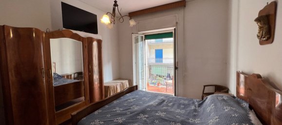 4 rooms Apartment in Cosenza, Italy No. 98014 3