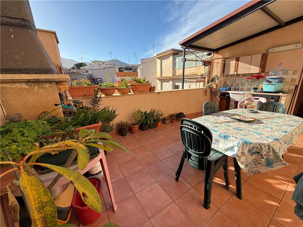 Квартира с 2 спальнями в Термини Имерезе, Италия № 53354