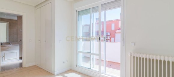 4 bedrooms Villa in Pozuelo de Alarcon, Spain No. 179077 28