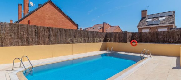 4 bedrooms Villa in Pozuelo de Alarcon, Spain No. 179077 10