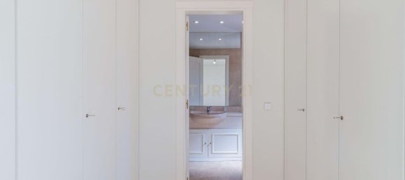 4 bedrooms Villa in Pozuelo de Alarcon, Spain No. 179077 27