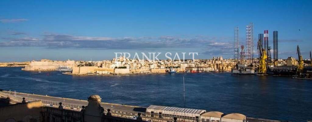 Bureau à Floriana, Malta 190m² No. 12971