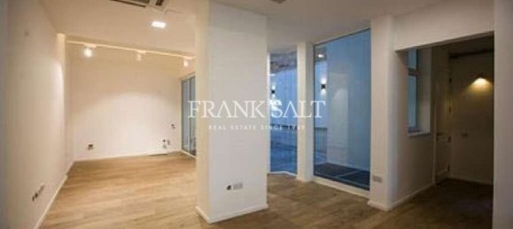 Bureau à Floriana, Malta 190m² No. 12971 17