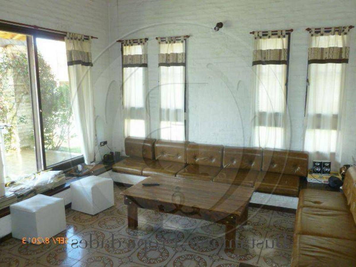 Casa T3 em Pilar, Argentina N.º 64816