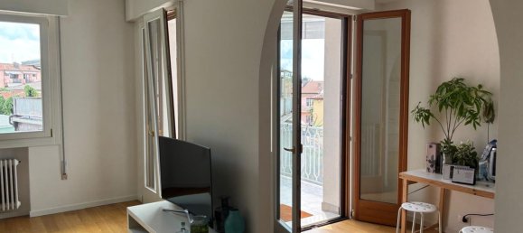 4 bedrooms Apartment in Padua, Italy No. 344898 2