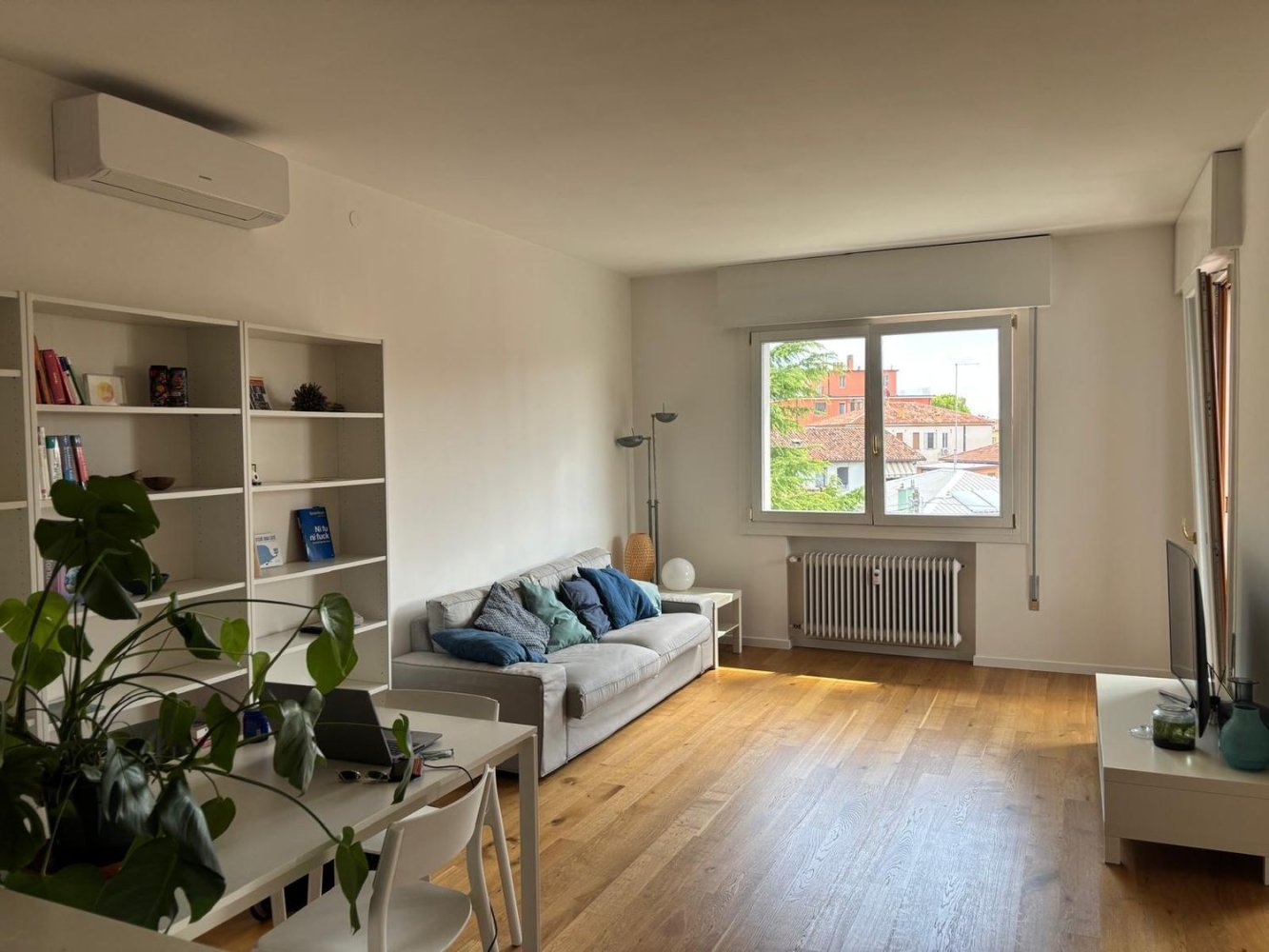 4 bedrooms Apartment in Padua, Italy No. 344898