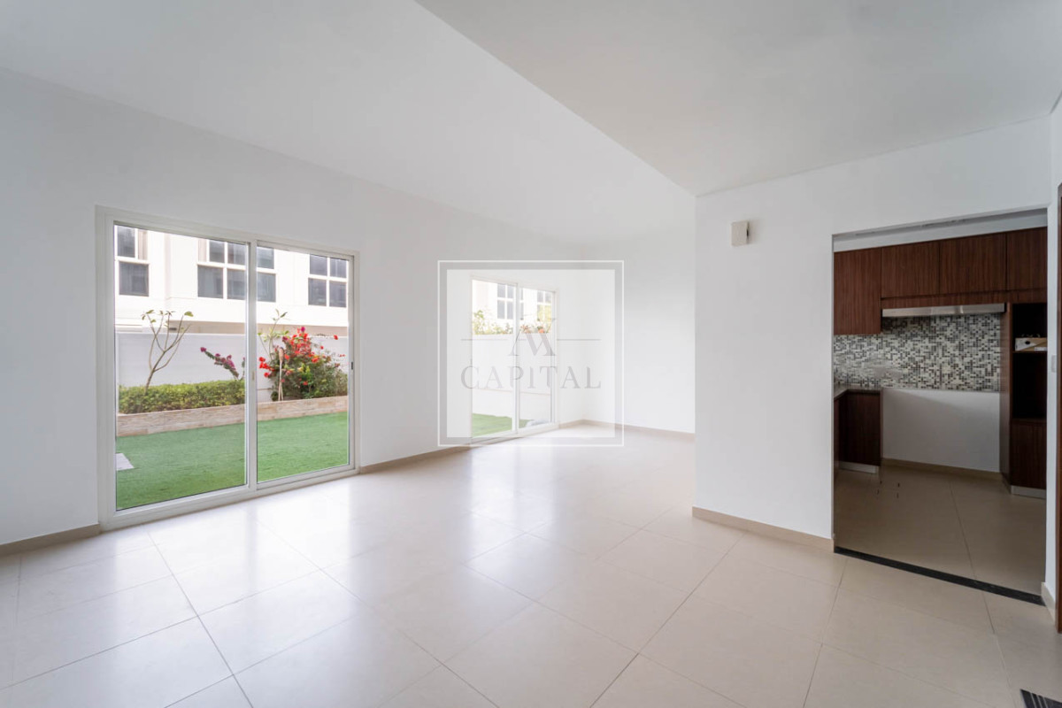 Таунхаус с 3 спальнями в Мудон, ОАЭ № 52222