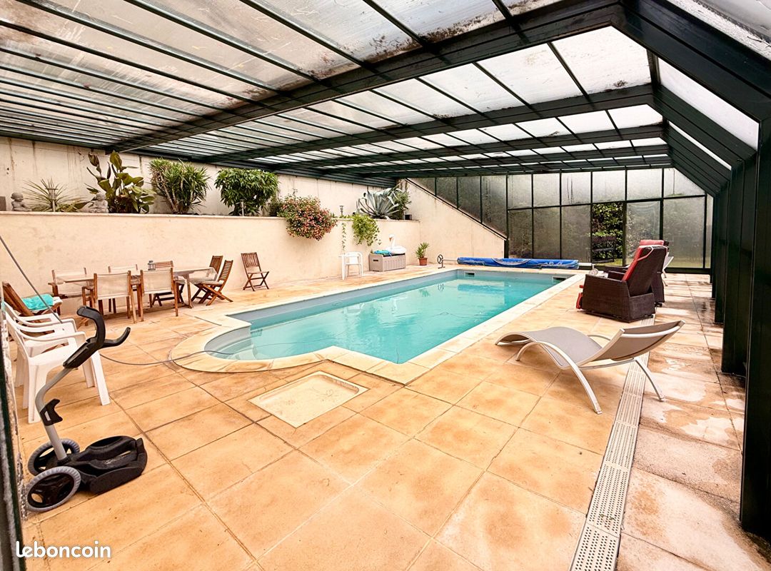 5 bedrooms House in Fecamp, France No. 356442