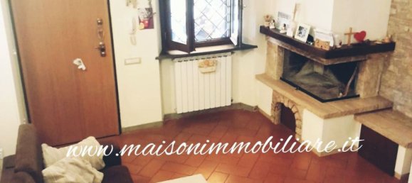 4 Schlafzimmer Haus in Prato, Italy, Nr. 376599 9