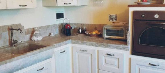 4 Schlafzimmer Haus in Prato, Italy, Nr. 376599 7