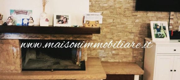 4 Schlafzimmer Haus in Prato, Italy, Nr. 376599 10