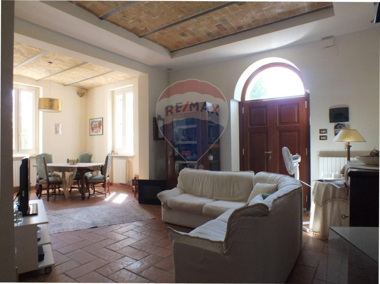 10-Zimmer Villa in Chieti, Italy, Nr. 5137