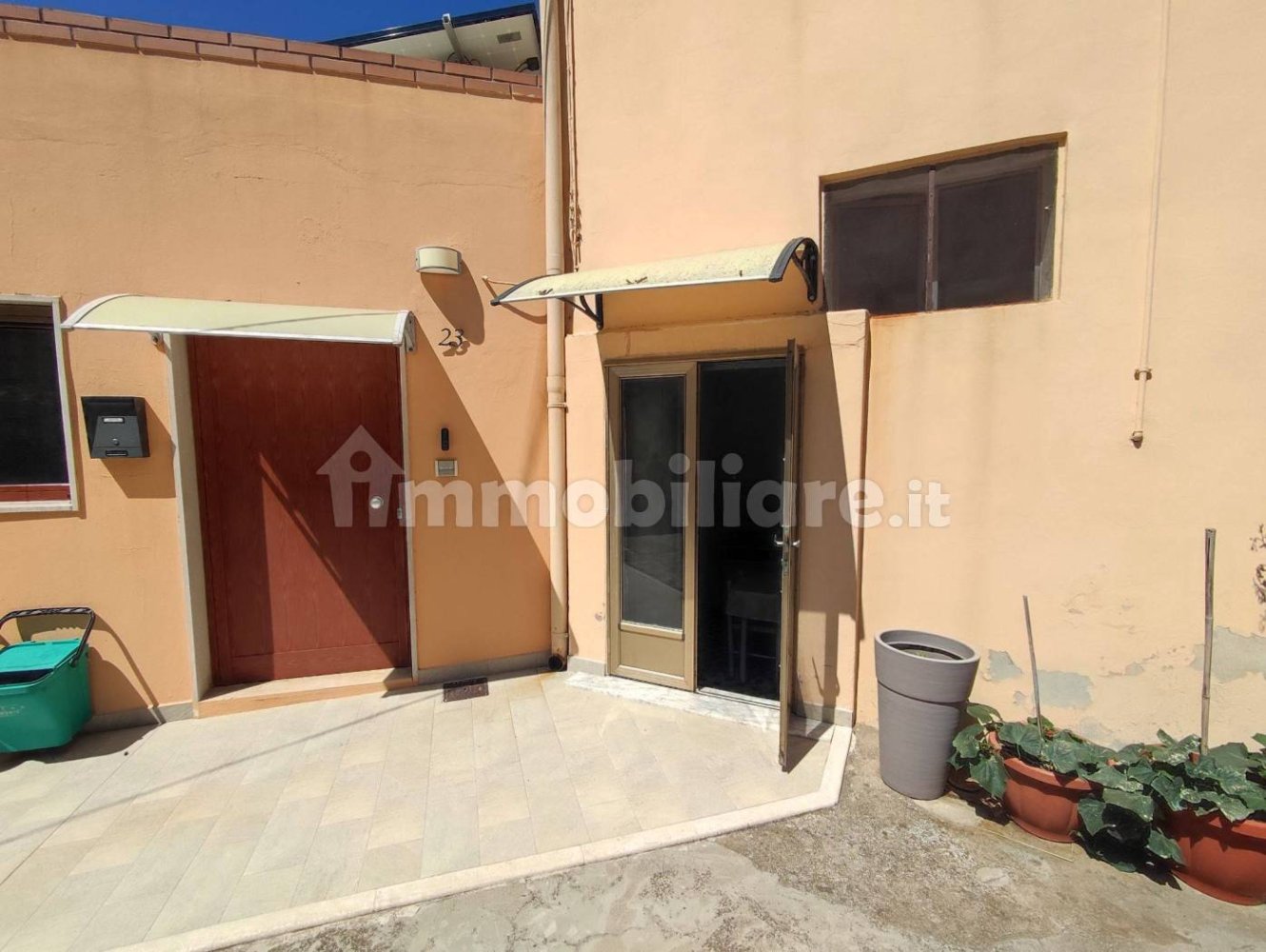 4 bedrooms Apartment in Ferrandina, Italy No. 298106